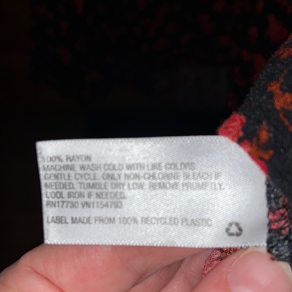 Romantic Black Red Floral Sexy Date Night Blouse Bell Sleeves Ruffled Ruffles S - Picture 13 of 13